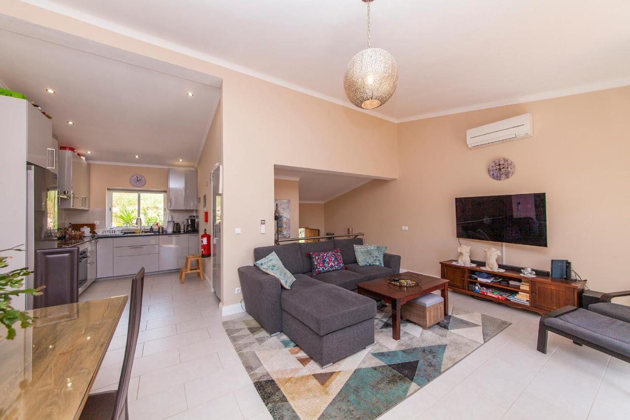 B89 - Porto Dona Maria Apartment Luz エクステリア 写真