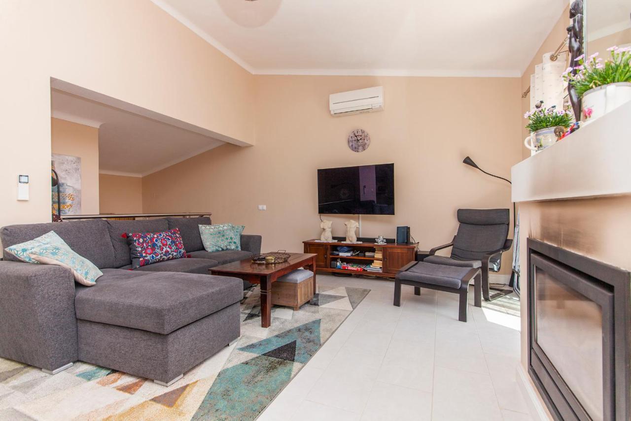 B89 - Porto Dona Maria Apartment Luz エクステリア 写真
